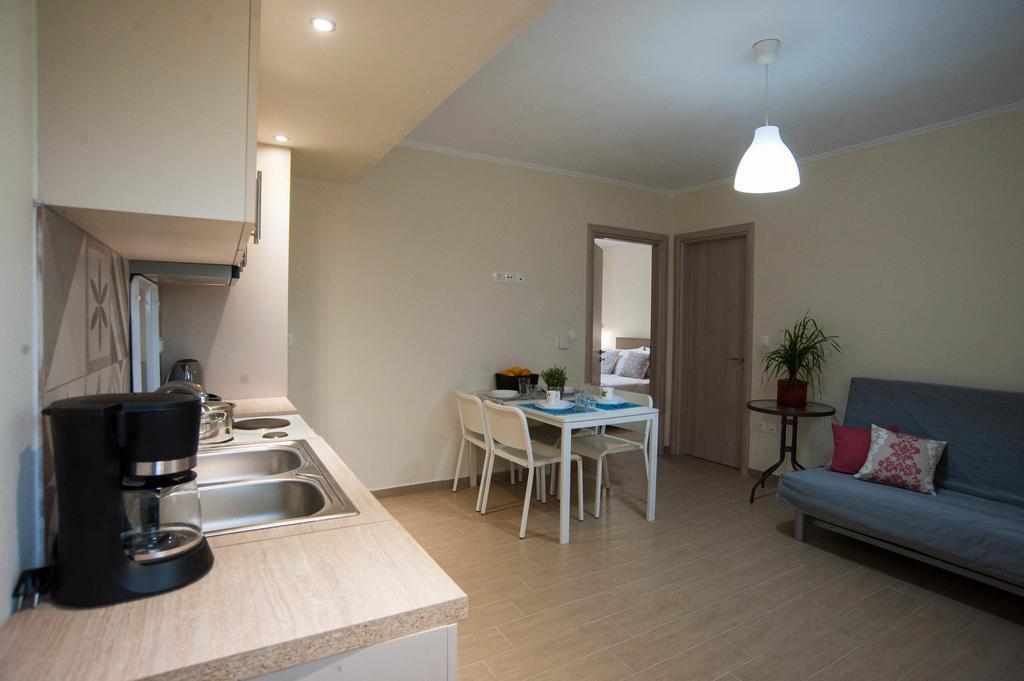 Vanessa'S Rooms & Apartments 卡纳里奥 外观 照片