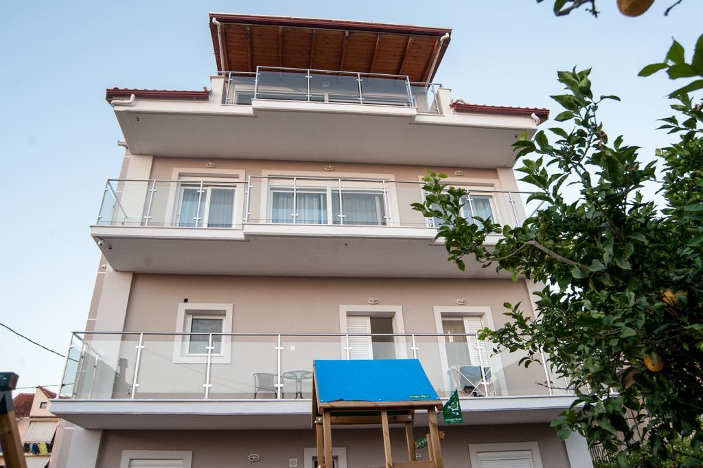 Vanessa'S Rooms & Apartments 卡纳里奥 外观 照片