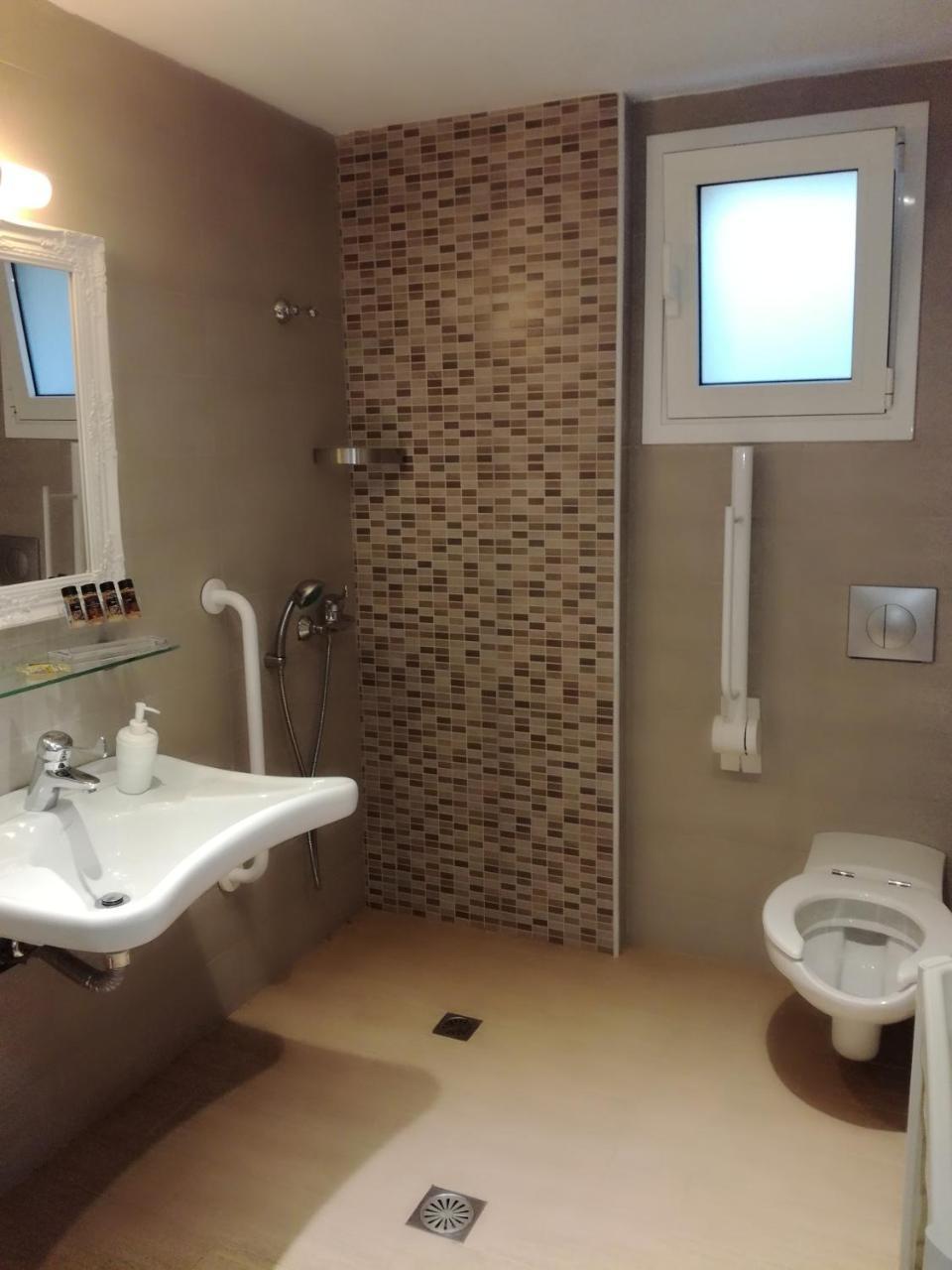 Vanessa'S Rooms & Apartments 卡纳里奥 外观 照片